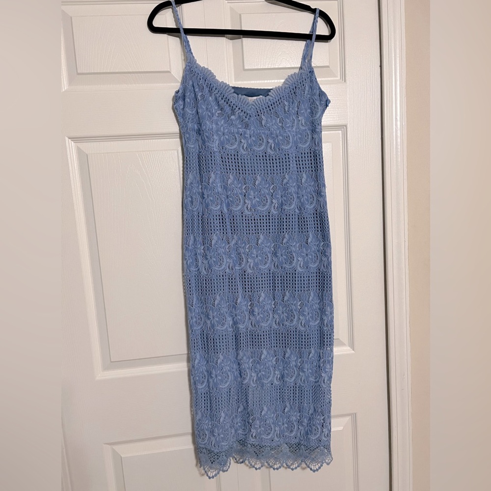 Lace body con dress